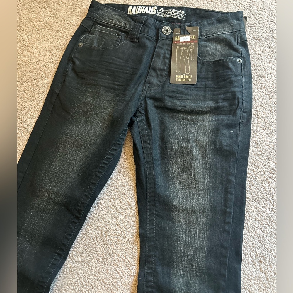 Mens Dark Wash Jeans NWT 28x 28